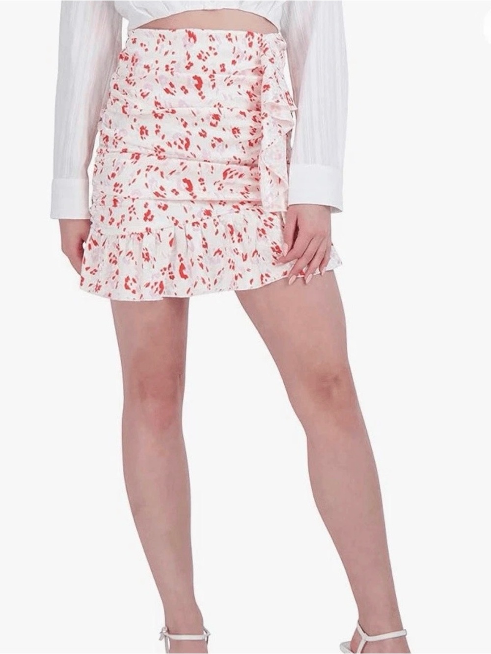 BCBGeneration Cream Mini Skirt with Red and Light Pink Floral Print size Large N
